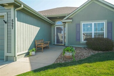 527 Galaxy Ln, Raymore, MO 64083 - photo 4