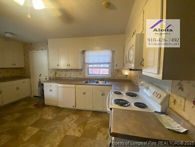 5306 Brookfield Rd, Fayetteville, NC 28303 - photo 4