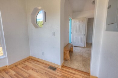 Interior-48 (1)