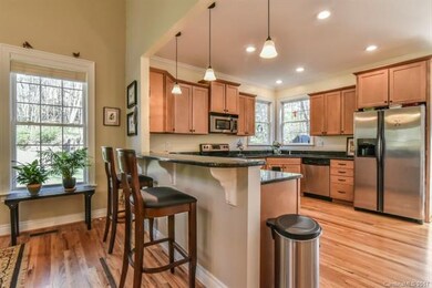 Enjoy your morning coffee at the breakfast bar!