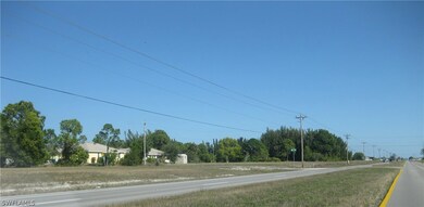 313 Diplomat Pkwy W, Cape Coral, FL 33993 - photo 7