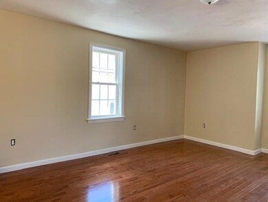 28 Mckinley Rd, Worcester, MA 01605 - photo 5