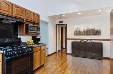 2242 Grandview Place, Glenview, IL 60025 - photo 5