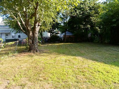 42 Henrietta St, Providence, RI 02904 - photo 4