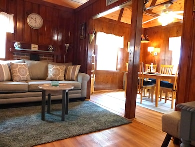 Livingroom to Dining