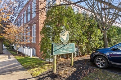 53 Warren St unit 109, Newburyport, MA 01950 - photo 2