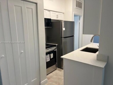 18326 NW 68th Ave unit F, Hialeah, FL 33015 - photo 5