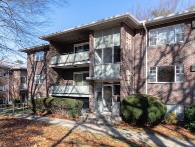 49 Jacqueline Rd unit 7, Waltham, MA 02452 - photo 3