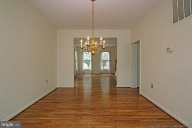 1017 Dulaney Mill Dr, Frederick, MD 21702 - photo 6