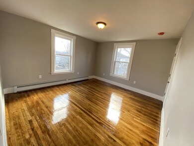 37 Murray St, Lynn, MA 01905 - photo 5