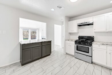 91 Wind Whisper Ct, Spring, TX 77380 - photo 5