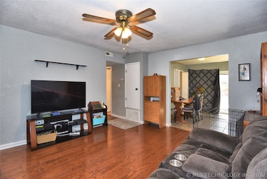 310 E 137th St, Glenpool, OK 74033 - photo 6