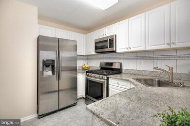 102 Heskers Ct, Monmouth Junction, NJ 08852 - photo 7