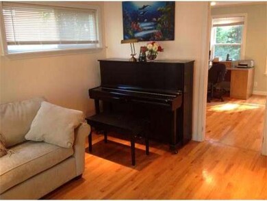 47 Margaret Rd, Newton Highlands, MA 02461 - photo 4