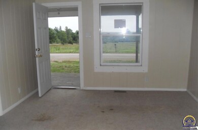 16055 R Rd, Mayetta, KS 66509 - photo 2
