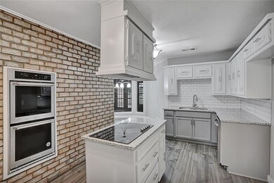 908 Highland Dr, Cleburne, TX 76033 - photo 7