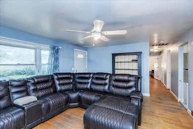 29 Blaney Ave, Peabody, MA 01960 - photo 7