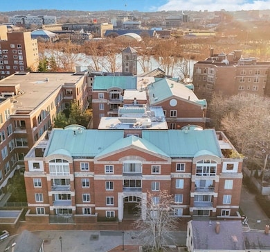 University Green unit 511, Cambridge, MA 02138 - photo 2