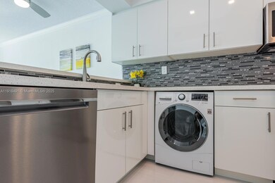 The Wave unit 1012(available Nov 2, Hollywood, FL 33019 - photo 6