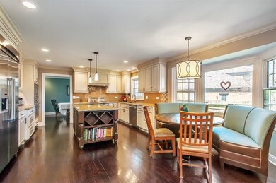 2526 Osage Dr, Glenview, IL 60026 - photo 5