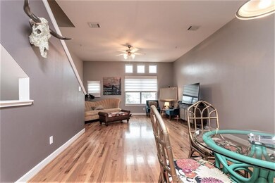 7650 Springhill St unit 401, Houston, TX 77021 - photo 4