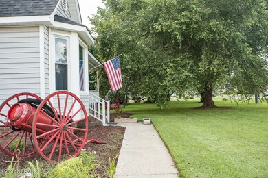 685 Davenport Farm Rd, Winterville, NC 28590 - photo 4