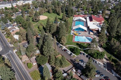 624 NE Franklin Ave, Bend, OR 97701 - photo 3