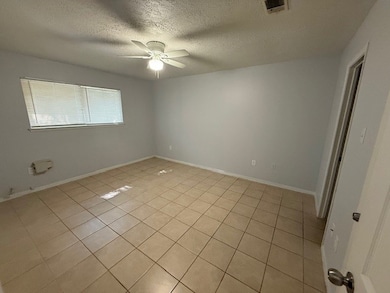 1610 Hazelwood St unit A, Conroe, TX 77301 - photo 6