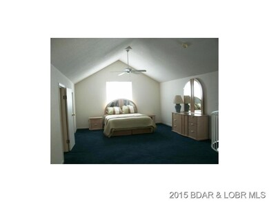 Loft w 12 Bath