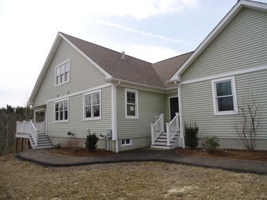 26 Victoria Dr unit 26, Rochdale, MA 01542 - photo 3