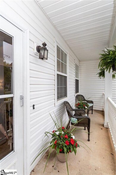 16 Blossom Park Ct, Mauldin, SC 29662 - photo 3