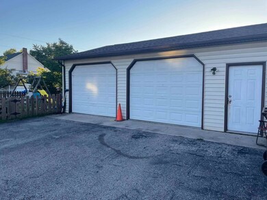 315 W 2nd St, Auburn, IN 46706 - photo 4