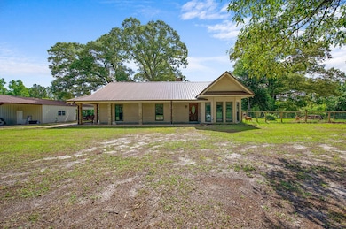 352 NORTH LOOP ROAD