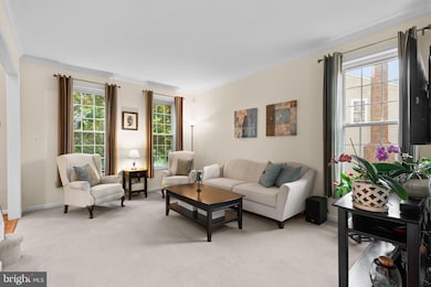 9218 Curtis Dr, Columbia, MD 21045 - photo 3