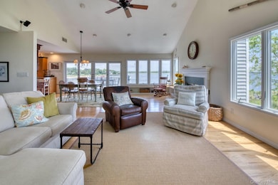 2 Bayside Ave, East Quogue, NY 11942 - photo 7