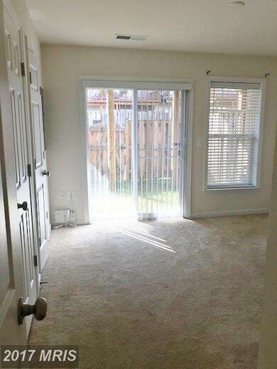 15736 John Diskin Cir, Woodbridge, VA 22191 - photo 6