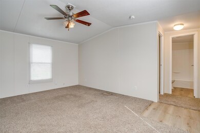 3815 Shady Ln, Joshua, TX 76058 - photo 6