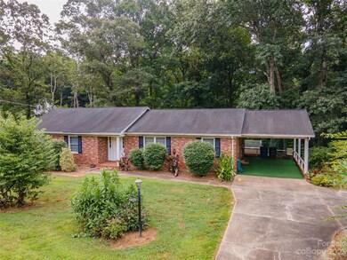 2560 E Broad St, Statesville, NC 28625 - photo 6