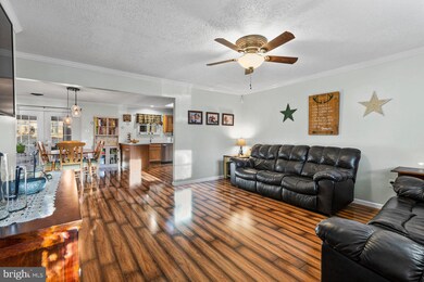 25910 Shenandoah Dr, Mechanicsville, MD 20659 - photo 4