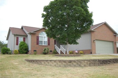 6023 Weant Rd, Archdale, NC 27263 - photo 4