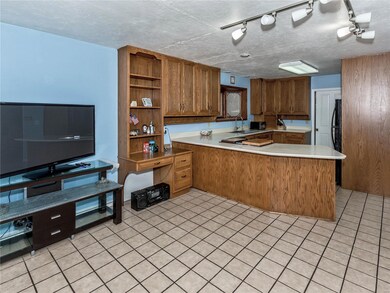 1 Valley View Dr, Collinsville, IL 62234 - photo 6