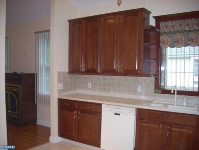 71 Bear Meade Dr, Trenton, NJ 08691 - photo 6