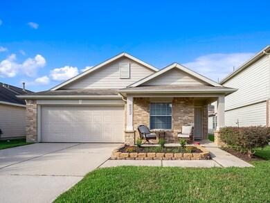 9331 Garfield Park Ln, Houston, TX 77075 - photo 2