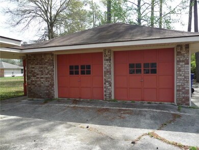 1140 Rue Latour, Slidell, LA 70458 - photo 4