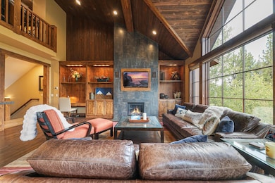 7201 Larkspur Ln unit 4, Truckee, CA 96161 - photo 3