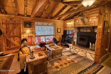 007_Living Room