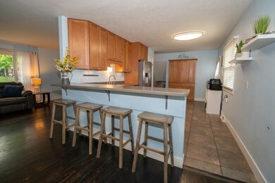 52547 Heatherfield Dr, South Bend, IN 46637 - photo 3