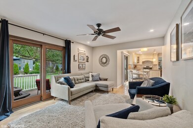 1322 Carol Ln, Naperville, IL 60565 - photo 7