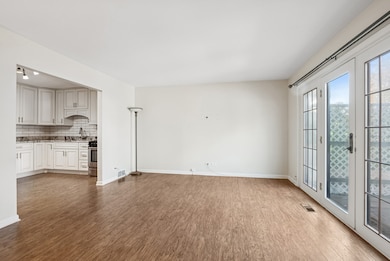 7666 S 88th Ct unit 22P22, Justice, IL 60458 - photo 6