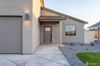 1137 9th Ave NE, Ephrata, WA 98823 - photo 3